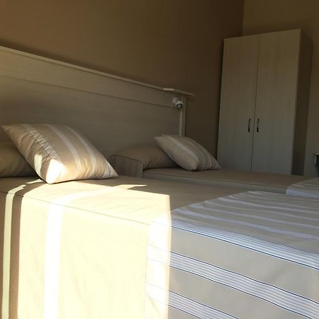 Hostal Los Encinares Villanueva de Córdoba Exteriör bild