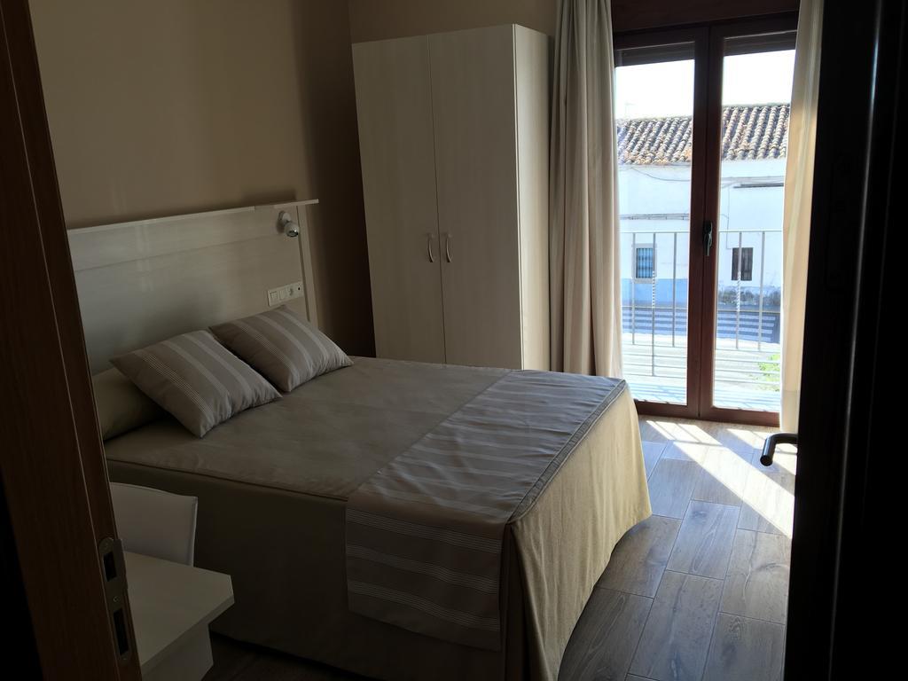 Hostal Los Encinares Villanueva de Córdoba Exteriör bild