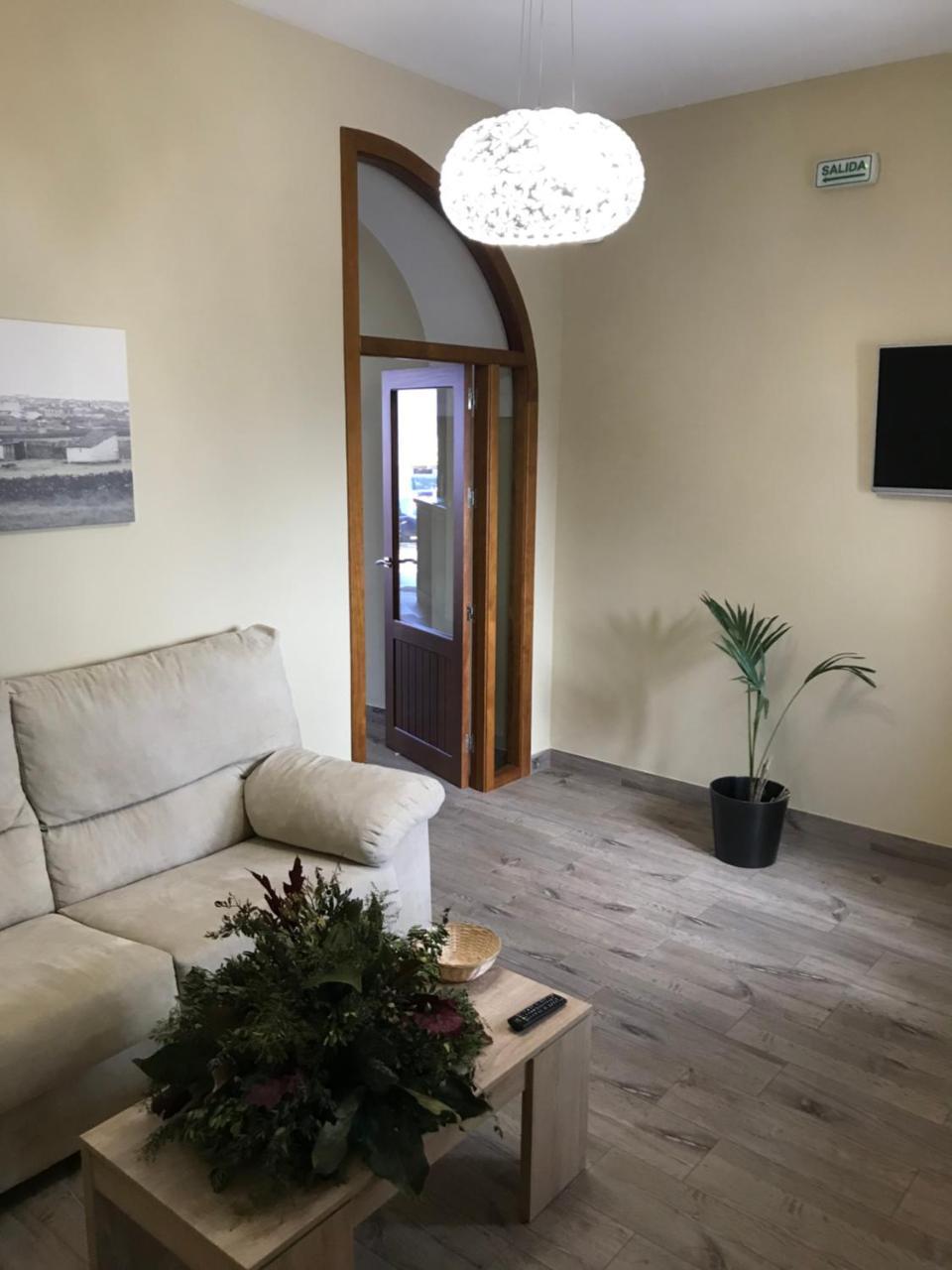 Hostal Los Encinares Villanueva de Córdoba Exteriör bild