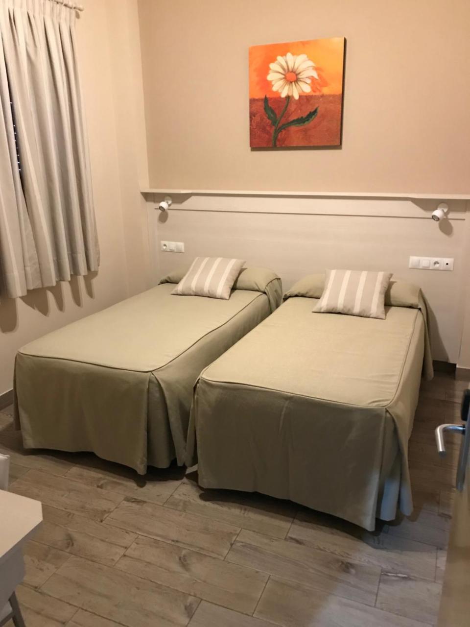 Hostal Los Encinares Villanueva de Córdoba Exteriör bild